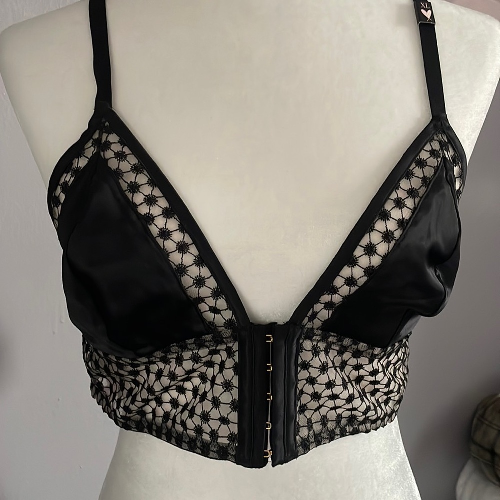 Victoria’s Secret bralette
